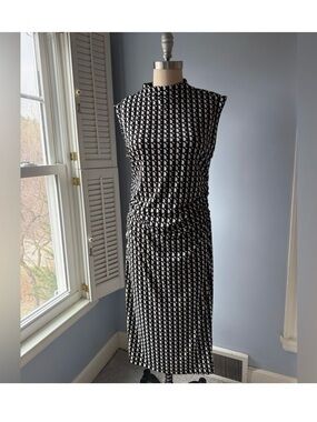 H&M Black & White Geometric Sleeveless Midi Dress